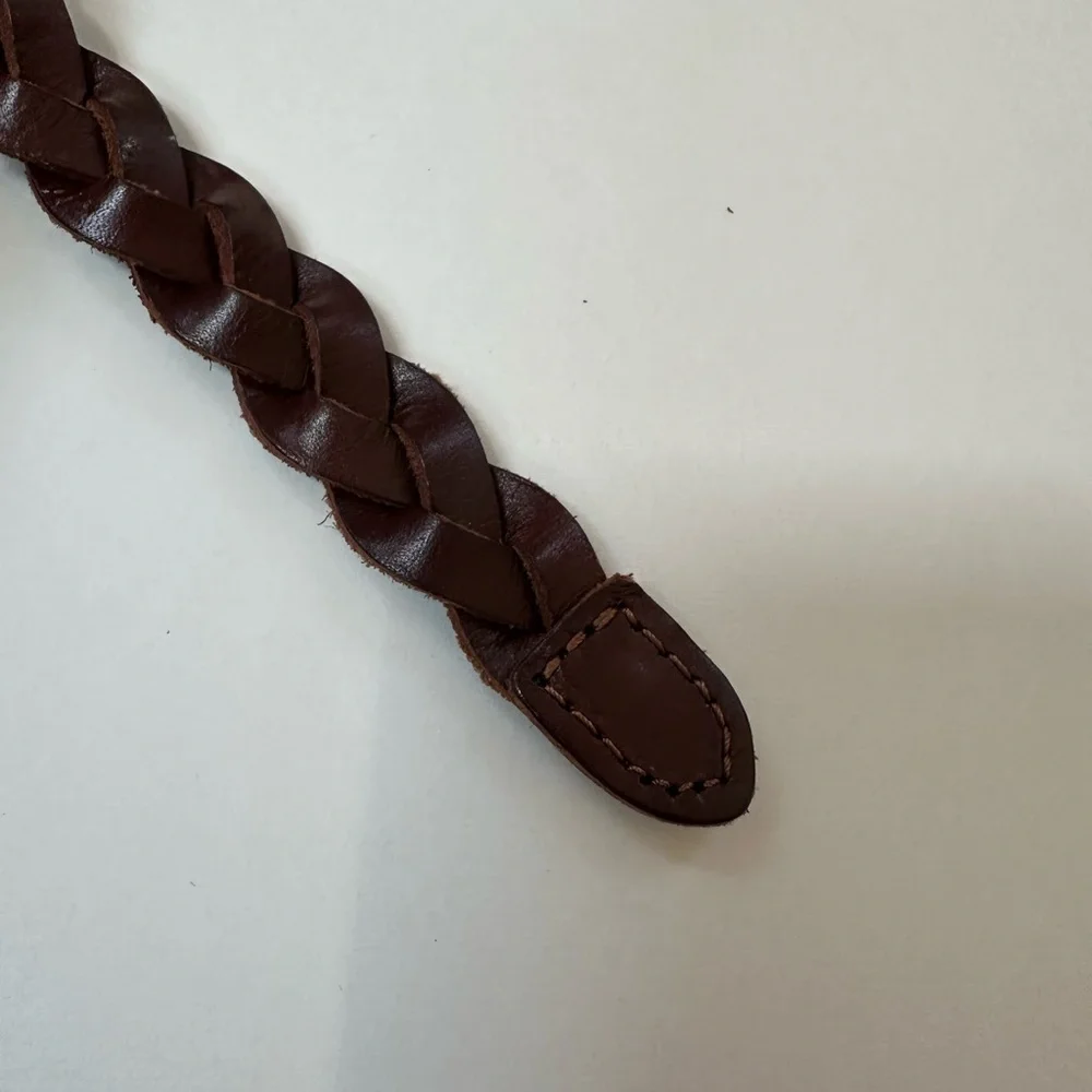 Lands’ End Kids Thin Leather Braided Belt - size Small (6/8)